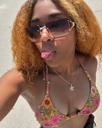 heyy, my name is Emma McCartney. i am from Kauai, Hawaii, i am fully  committed to Penn State Harrisburg💙. i plan to major in criminal justice  with a minor in psychology. i