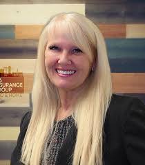 Shannon Stiles's Instagram, Twitter & Facebook