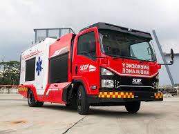 Don T Be Surprised When You See This Hybrid Ambulance Fire Engine On The Streets Hardwarezone Com Sg Fire Engine Ambulance Fire Trucks