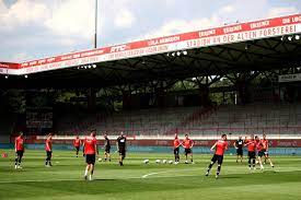 Stadion an der alten försterei (english: Union Berlin Plans Virus Tests To Bring Fans Back To Stadium The Japan Times