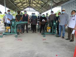 To have a better view of the location jabatan perkhidmatan veterinar batu pahat, pay attention to the streets that are located nearby: Home Jabatan Perkhidmatan Veterinar Sabah