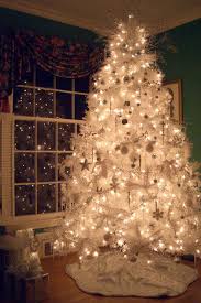 25 themed christmas trees for 2013 by raz. How Do You Decorate A White Christmas Tree Tidyinteriorshomestyling
