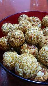 Tilgul ghya aani god god bola. Til Gul Ghya God God Bola Food Food Festival Recipes