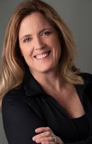 Kelly Boring's Instagram, Twitter & Facebook