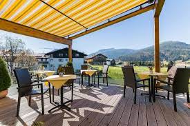 Wir sind 1 haus vor dem postamt riezlern und schräg vor dem casino kleinwalsertal. Hotel Kasimir Garni Bewertungen Fotos Preisvergleich Riezlern Kleinwalsertal Tripadvisor