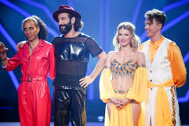 Benjamin piwkos großvater erich walter († 1987) war chirurg und deutscher meister im kugelstoßen. Let S Dance 2019 Show 9 Im Live Ticker Tranen Drama Um Benjamin Piwko Sie Ist Raus News De