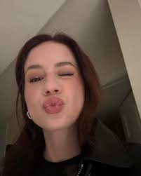 Mariah Curry (@_mariahcurry) • Instagram photos and videos