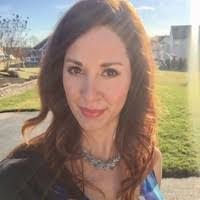 Jen Mckinley's Instagram, Twitter & Facebook