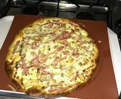 Pizza Campagnarde Au Boursin Recette Recette Pizza Recettes De Cuisine Recette