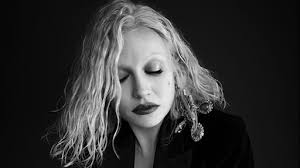 Sanna-Leena Rinne auttaa nuoria työharjoitteluun ulkomaille