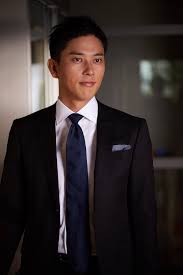 外資系コンサルタントのONOFFの着こなしとこだわりとは？ | メンズファッションメディア GmarShops  男前研究所