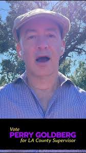 Perry Goldberg's Instagram, Twitter & Facebook