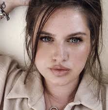 How to repair large holes in walls caused by children?