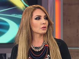 Paty navidad insiste en que el coronavirus es una mentira de la oms: Paty Navidad De Nuevo En Polemica Por Hablar Sobre La Explosion En Beirut La Otra Opinion