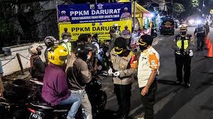 Senin, 14 desember 2020 / 14:25 wib. Kasus Melonjak Penerapan Ppkm Darurat Diperketat Daerah