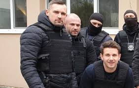 Na ekrany kin wszedł właśnie nowy sensacyjny film patryka vegi pętla. Petla Coraz Blizej Premiera Filmu Patryka Vegi Z Udzialem Radomskiego Trenera Karate Zdjecia Radom Nasze Miasto