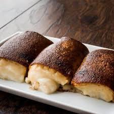 Sütlü tatlıların demirbaşlarından kazandibi tatlısını yapmanız sadece bir tarif uzağınızda. Kolay Kazandibi Tarifi Evde Kazandibi Nasil Yapilir Yemek Tarifleri Tatli Yemek Yemek Tarifleri