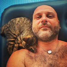 🇯🇵🎭🏍️👱🏻‍♀️😱 La “biker girl” giapponese che aveva conquistato più di  20.000 follower con selfie kawaii e giri in moto si è rivelata essere  nientemeno che un uomo di 50 anni che usava