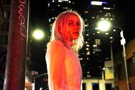 Phoebe bridgers is an american indie singer, songwriter, and musician who is known for having released multiple tracks, albums, and eps including stranger in the alps, punisher, have yourself a merry little christmas, 7 o'clock news/silent night (featuring fiona apple and matt berninger), killer, motion sickness, funeral, kyoto, garden song, and christmas song. Musikblog Phoebe Bridgers Punisher