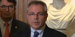 Charleston introduces city's new fire chief Friday