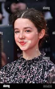 Ariella glaser hi-res stock photography and images