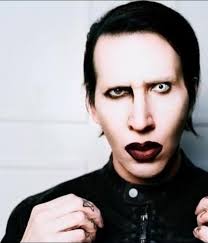I'm telling ya'll right now that Manson's new album/single is gonna be  angry. All the shit he's been going through recently must've made his (and  Lindsay's) blood boil. Yet another update: I
