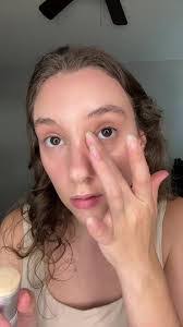 Alma Carrington's Instagram, Twitter & Facebook