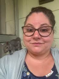 Squirrel uses birdhouse in New Ulm, MN