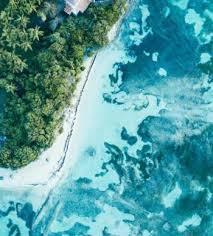 A waterfall is included if it has an existing article specifically for it on wikipedia, and it is at least 15 m (50 ft) high, or the falls have some historical significance based on multiple reliable references. Guadeloupe Reise Insidertipps I Explore360degrees