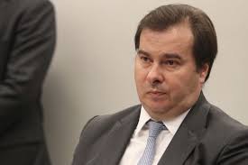 Para maia, um processo de afastamento do chefe de estado neste momento prejudicaria ainda mais o combate à pandemia. 77 Dos Brasileiros Sao Contra Reeleicao De Maia A Presidencia Da Camara Aponta Pesquisa Jovem Pan