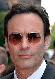 Настоящее имя франсин канова (francine canovas), по первому мужу бартелеми (barthelemy); Anthony Delon Wikipedia