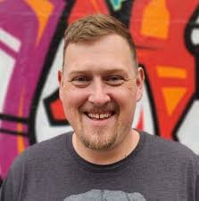 Evan Burrell's Instagram, Twitter & Facebook