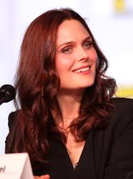 6,275,584 likes · 16,378 talking about this. Emily Deschanel Wikipedia