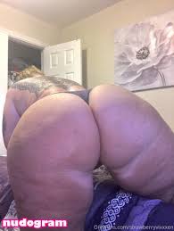 strawberryvixxxen Гола изтичане OnlyFans снимка 8 - Nudogram v2.1