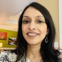 Genevieve Marsh's Instagram, Twitter & Facebook