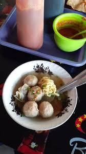 Cita rasa yang khas melekat pada bakso bakar pedas manis … Lezatnya Kuliner Bakso Pak Irul Di Kebonrojo Kota Blitar Jawa Timur Gotravelly