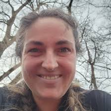 Do freshman teams attend jv and varsity games?