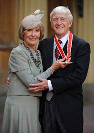 1.how long have i known bob2.how long have sue and alan been married?3.how long has george been unemployed?4.how long have those books been here?5.how long has … 11. Sir Michael Parkinson Slams Dame Helen Mirren After That Interview Celebrity News Showbiz Tv Express Co Uk