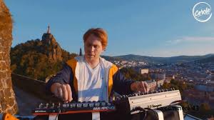 Air france (synapson remix) joris delacroix. Un Set Du Dj Joris Delacroix Au Sommet Du Rocher Saint Michel D Aiguilhe La Commere 43