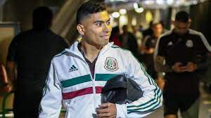 Jun 15, 2021 · luego de que se filtrara un posible intercambio de jugadores entre xolos de tijuana y los tigres de la uanl con marcel rúiz y leo fernández involucrados en esta transacción, ahora ha surgido el rumor de que el jugador de la máquina de cruz azul, orbelín pineda, estaría involucrado en una triangulación de futbolistas que mandaría al maguito a los felinos. Orbelin Pineda Responde A Insulto En Instagram As Mexico