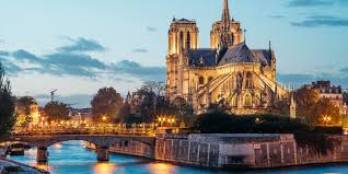 Le pays compte 21 métropoles en développement et. Les Plus Belles Cathedrales De France Destination Le Monde