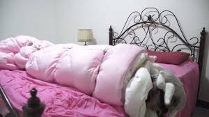 Prisoners Imprisonment 2 – The girl was forced to change into Connor COS  clothing, and was wrapped in two layers of quilts to punish TK | Asian  Bondage