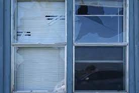 Do you want to find a solution to fix broken glass window pane. Single Pane Glass Replacement Single Pane Window Glass Repair Dallas