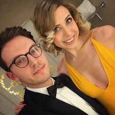 Hazel Hayes على X: "We saw Turandot at the Vienna State Opera tonight. That  was a bit bloody nice. (thanks @doddleoddle for letting me steal your  dress) https://t.co/TTZu6IKh2R"