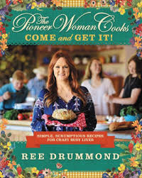 Home cooking in the current day and turns out she's just like the rest of us. The Pioneer Woman Cooks Come And Get It Simple Scrumptious Recipes For Crazy Busy Lives By Ree Drummond Hardcover Barnes Noble