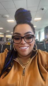 Demetrice Mitchell's Instagram, Twitter & Facebook