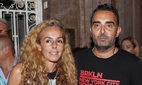 El "bochornoso" gesto de Fidel Albiac y Rocío Carrasco con el marido de Lydia Lozano - Chic