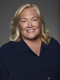 Meredith Roberts's Instagram, Twitter & Facebook