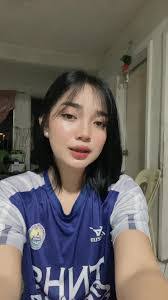 Leah Cornett's Instagram, Twitter & Facebook