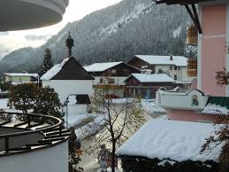 Add to wishlist add to compare share. Hotel Tyrol Haldensee Ausblick Zimmer 203 Hotel Tyrol Am Haldensee Gran Holidaycheck Tirol Osterreich